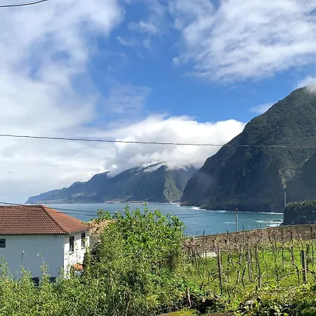Amelia's House Seixal (Madeira)