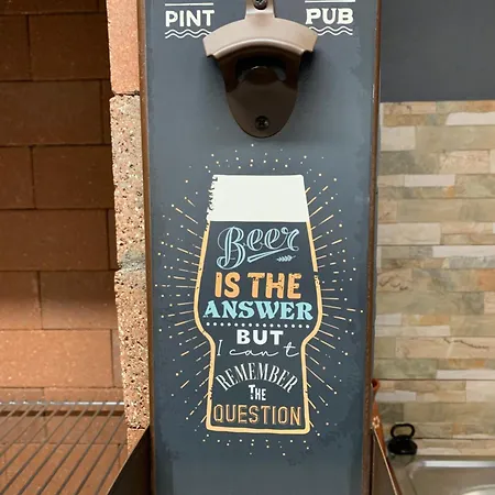 Amelia's House Сейшал